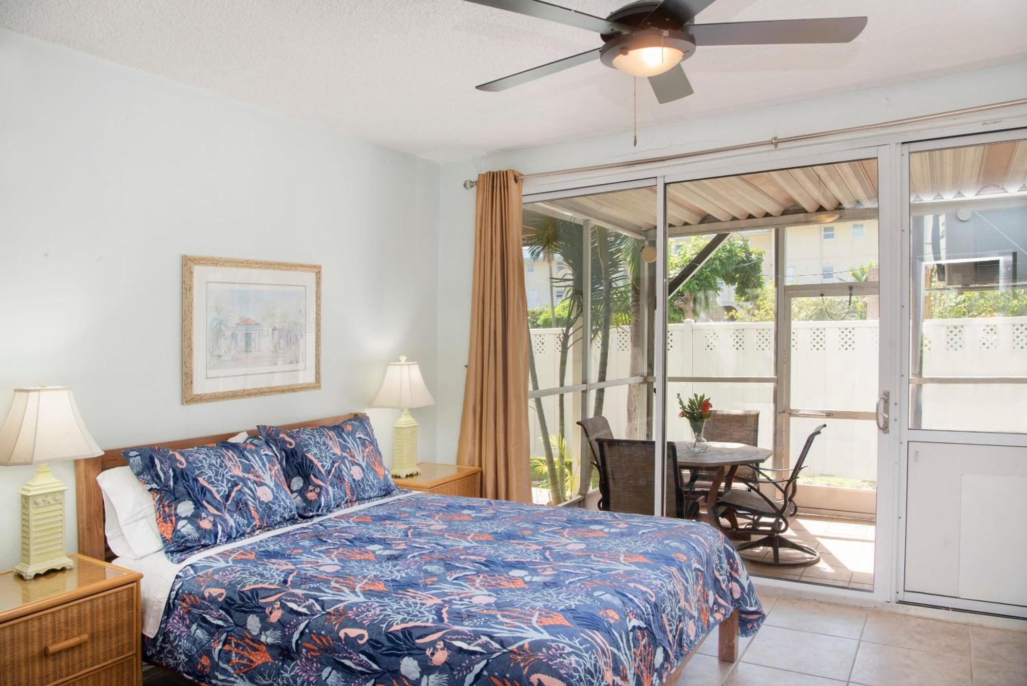 Beach Living At Island Pine Villas George Town Exterior photo